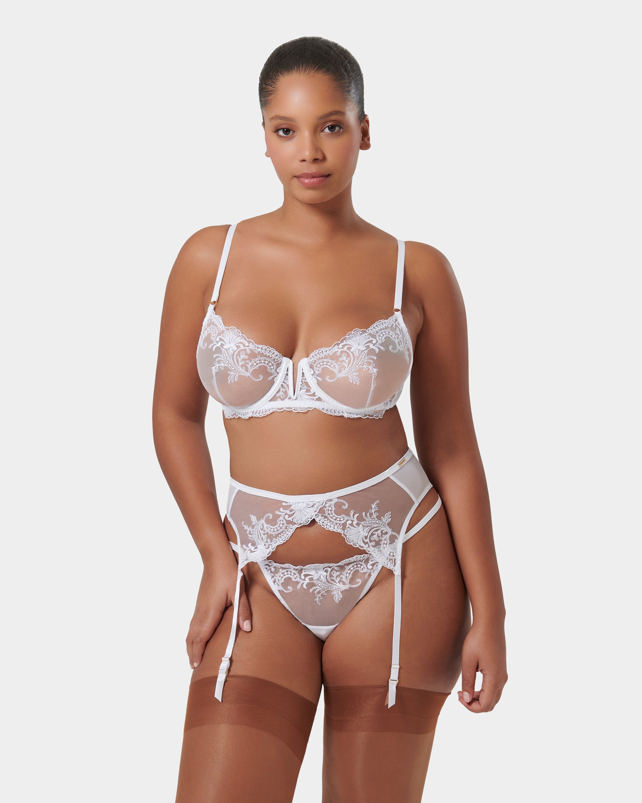 Set: Marseille White